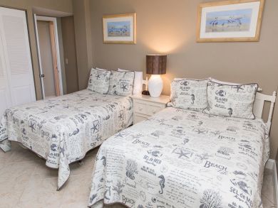 A Terrific Beach Vacation Condo Pool and Best Location